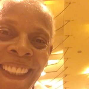 Meet your Posher, Catherine